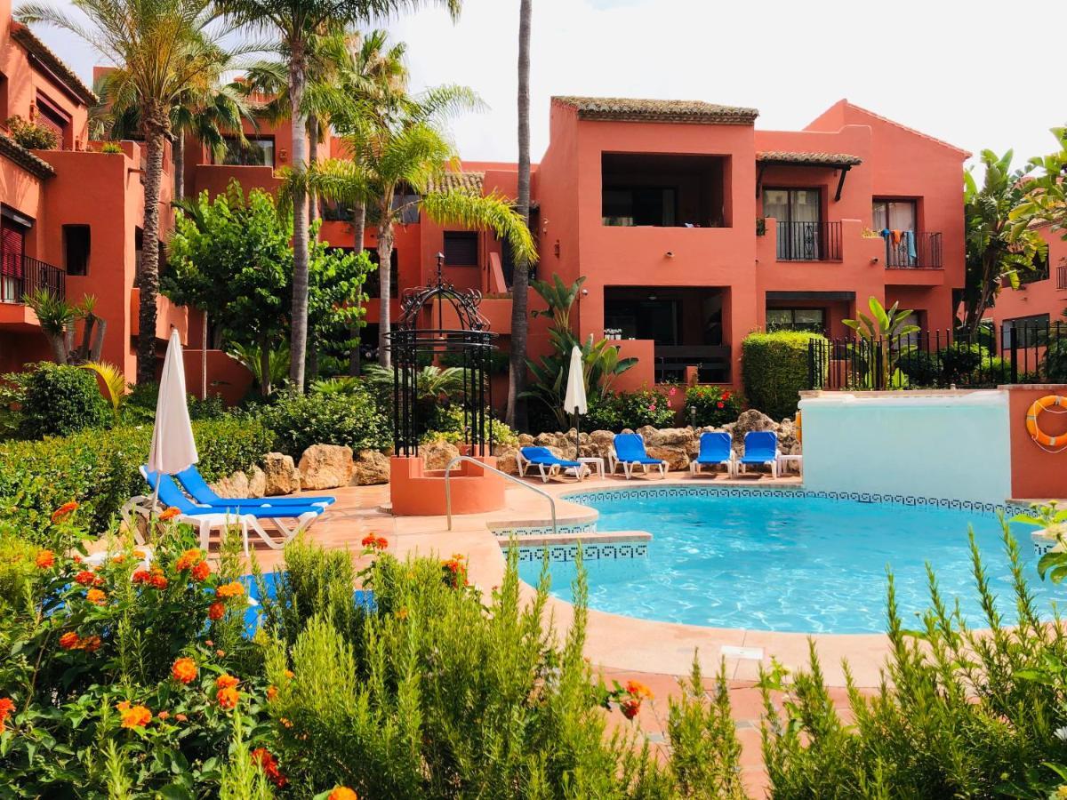 מארבלה Two-Room Apartment In Elviria Near The Beach With Parking מראה חיצוני תמונה