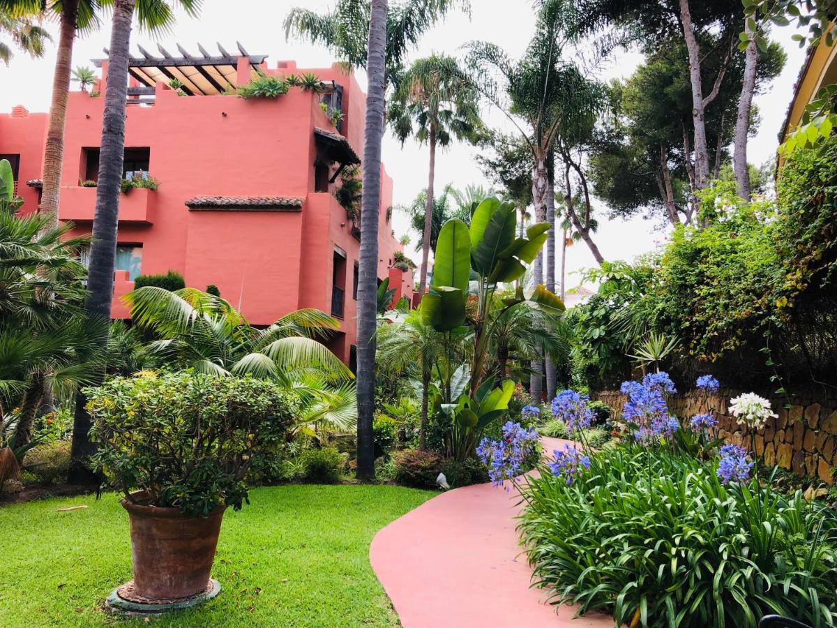 מארבלה Two-Room Apartment In Elviria Near The Beach With Parking מראה חיצוני תמונה