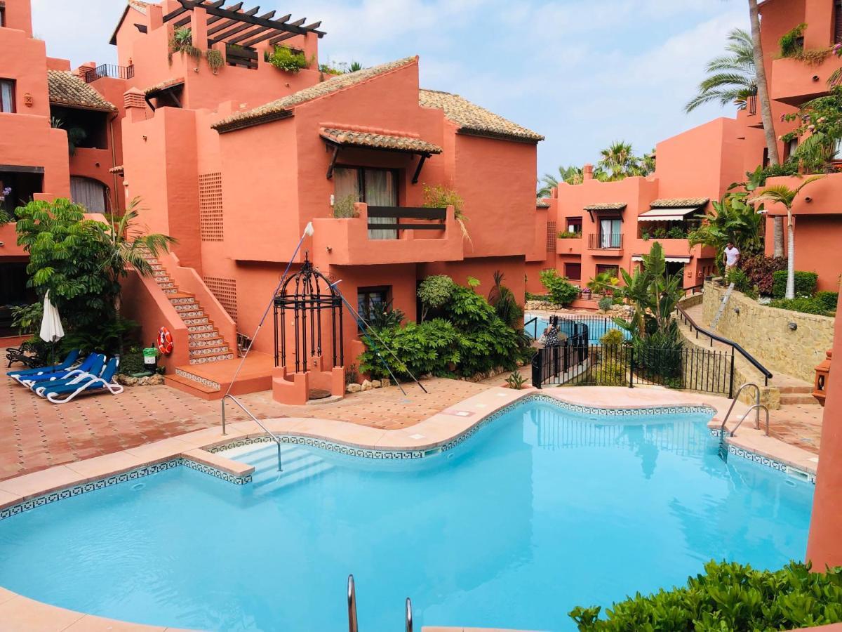 מארבלה Two-Room Apartment In Elviria Near The Beach With Parking מראה חיצוני תמונה